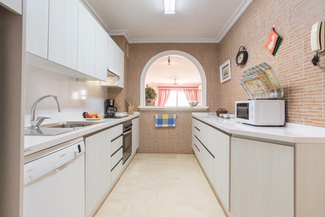 Malagasuite Palm Beach Фуэнхирола Экстерьер фото