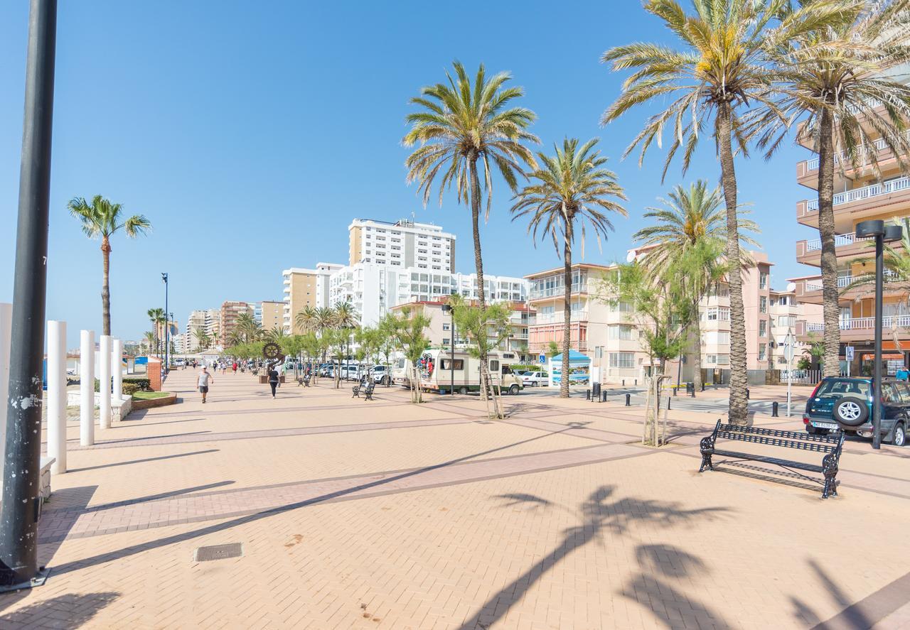 Malagasuite Palm Beach Фуэнхирола Экстерьер фото
